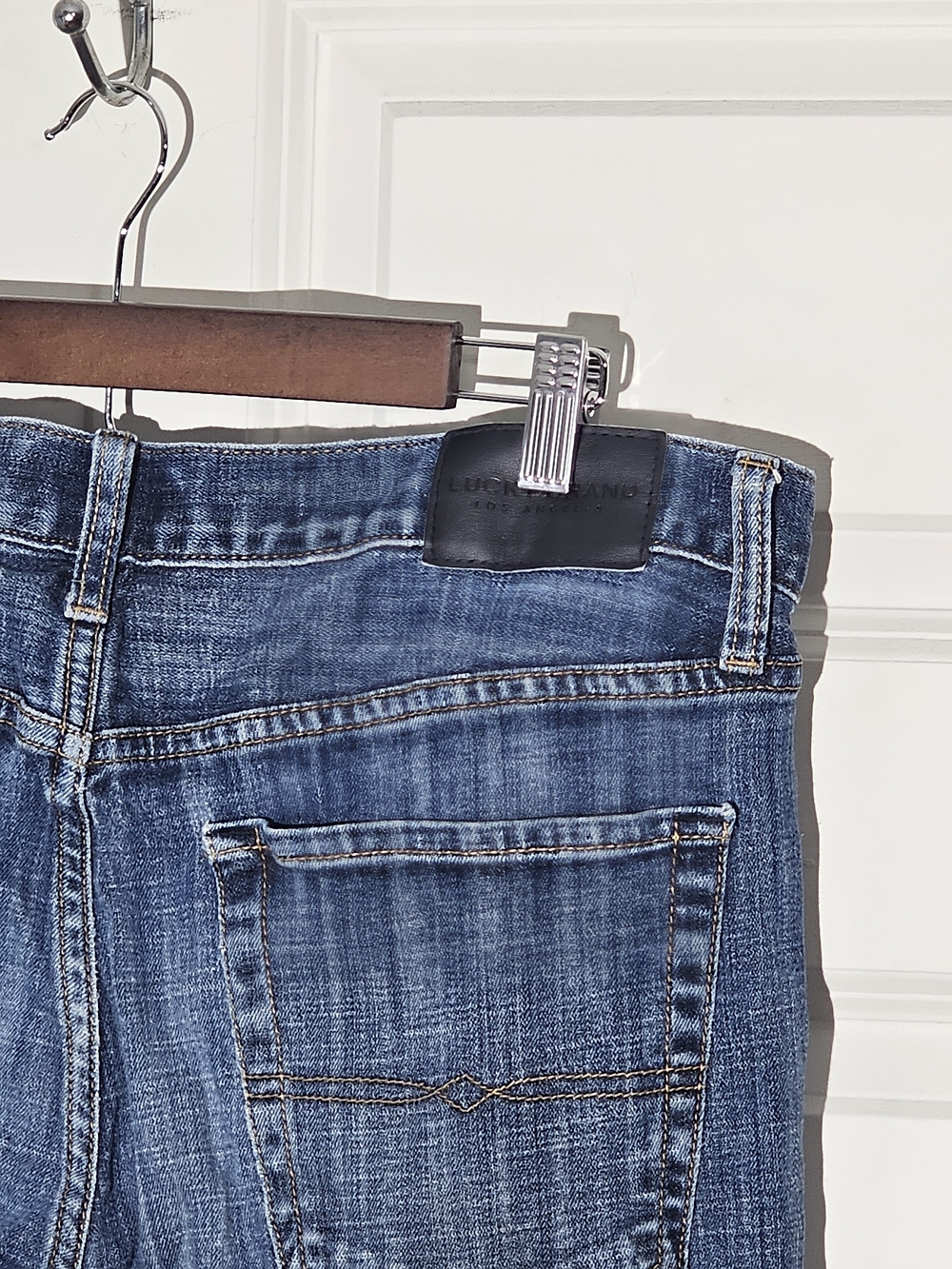 Lucky Brand 181 Relaxed Straight Jeans Mens W34 L34 Lot of 2 Blue Distressed - Picture 2 of 16